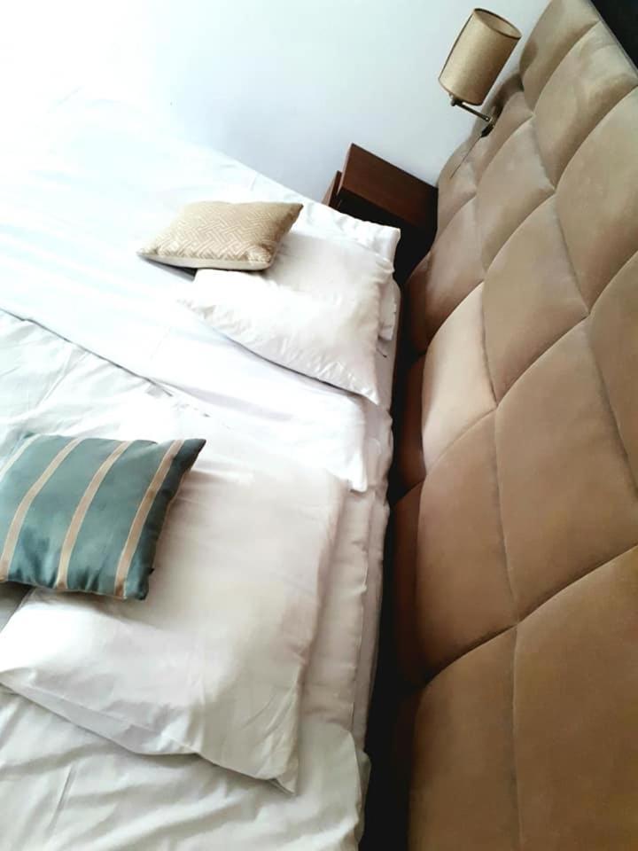 Chmielna 5 Rooms & Apartments 华沙 外观 照片